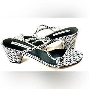 Chelsea & Violet Black and White Women's Sandals